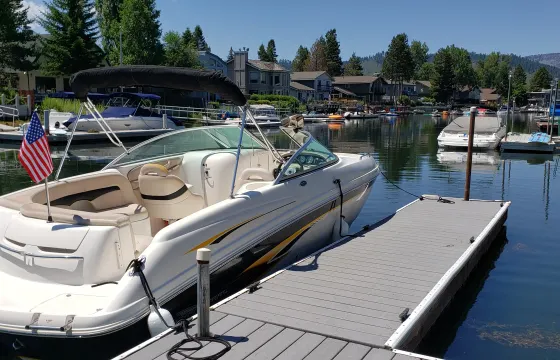 23ft Chaparral Pleasure Sport Boat Ski/Tube