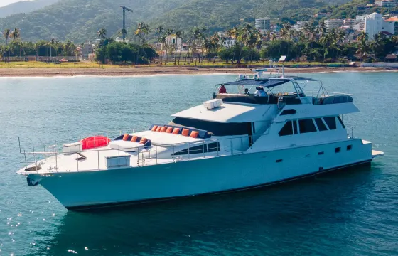 Choy Lee 85ft Luxury Yacht Charter in Puerto Vallarta