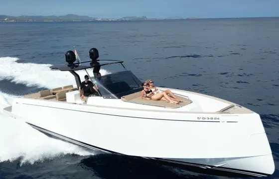 Pardo 43 Sporty Open Yacht with IPS in Ibiza