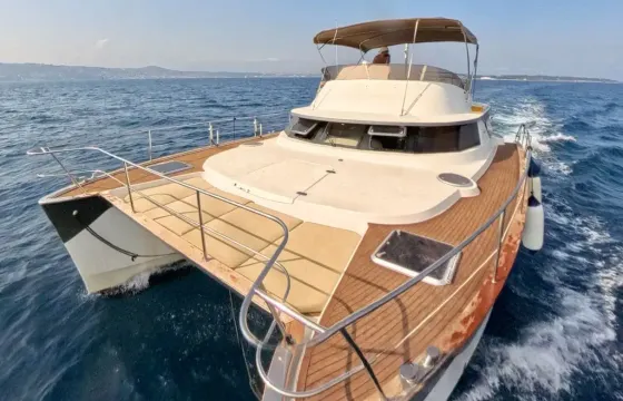 44ft Cumberland Catamaran - French Riviera Charter