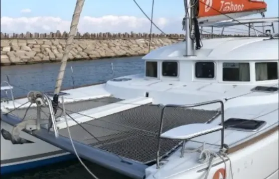 Enjoy a fun time in the Med with our beautiful Lagoon 380 Catamaran