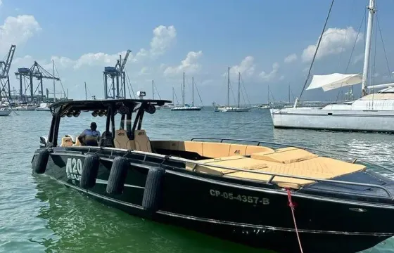 Luxury private boat, Firpol 42ft