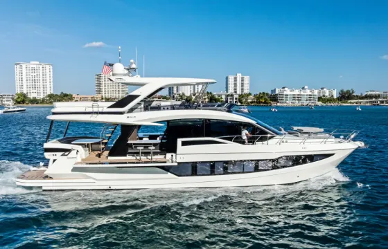 70ft Galeon Yacht for 13 people in Miami