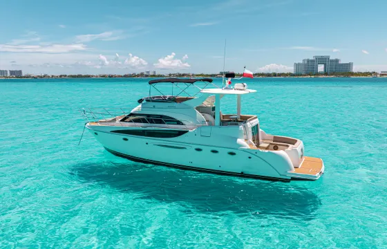 50’ Meridian Flybridge Motor Yacht