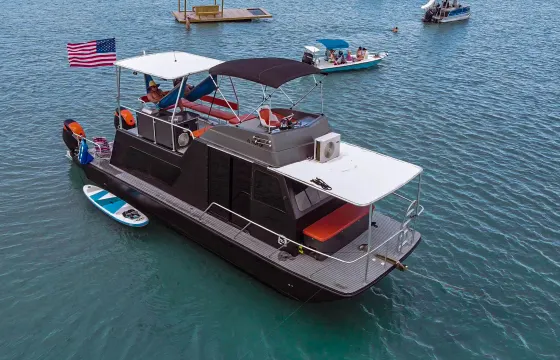 HOLIDAY SPECIAL!!! CUSTOM BUILT PARTY BOAT!!