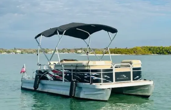 20' Bennington pontoon, Yamaha 70HP, up to 9 people - gas included!  Bay Pines