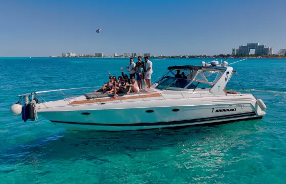Amazing Formula 43ft Yacht to Discover Isla Mujeres and the Mangrove