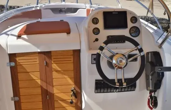 Charter 23' Marion 730 Sport Center Console in Betina, Croatia
