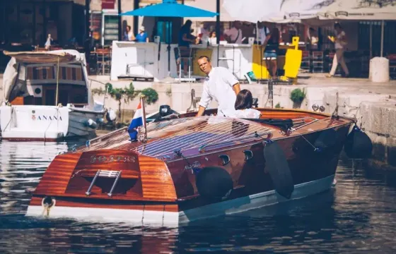DubrovnikClassicBoat  /Majestic 27/"Gospar "