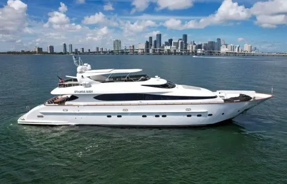 110ft Mega Yacht With Jacuzzi In Miami, Florida!!