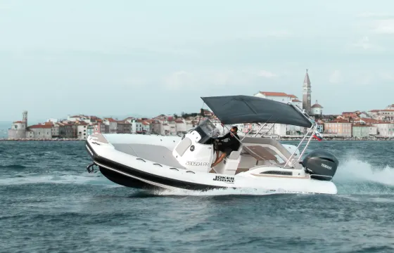 Joker Boat C24 + 300 Yamaha for rent in Sukosan