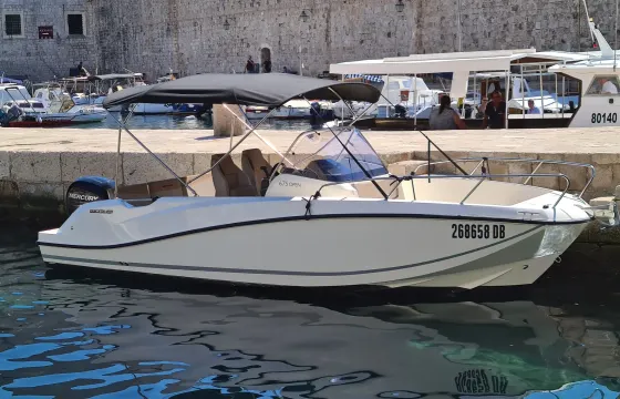 Charter 22' Quicksilver Active Center Console in Dubrovnik, Croatia