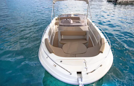 ATLANTIC MARINE OPEN 670 (WITH SKIPPER)