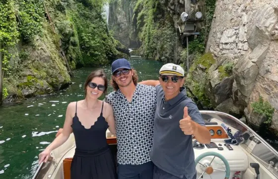 Private Lakeside Cruise through Lake Como Villas, gems & Photo Ops from Varenna