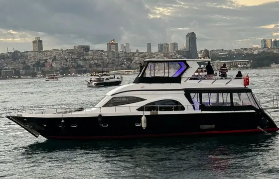 70ft Princess Premium Luxury Yacht Cruise on the Bosphorus