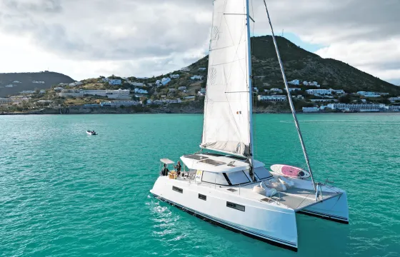 Be Happy 40ft - Private Catamaran Charter - Discover the beautiful St Maarten