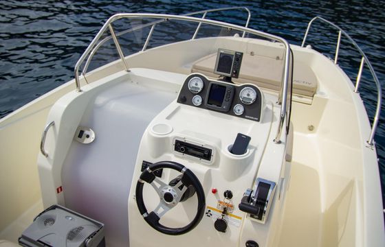 Charter 22' Quicksilver 675 Center Console in Dubrovnik, Croatia
