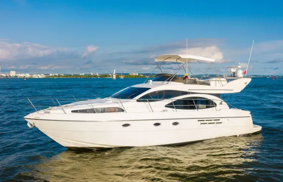 Deal of the Week! Azimut 46ft Yacht for Rent in Cartagena, Colombia