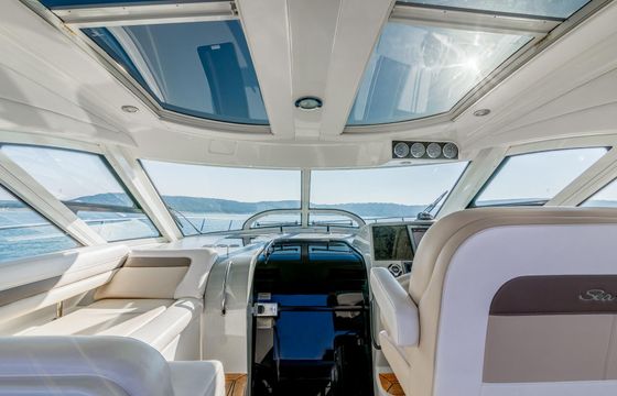 47' Sea Ray | Chartered Yacht Rental | Austin Texas