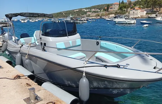 3 Islands Tour,including Hvar & Pakleni Islands-Skipper,Fuel And Drinks Included