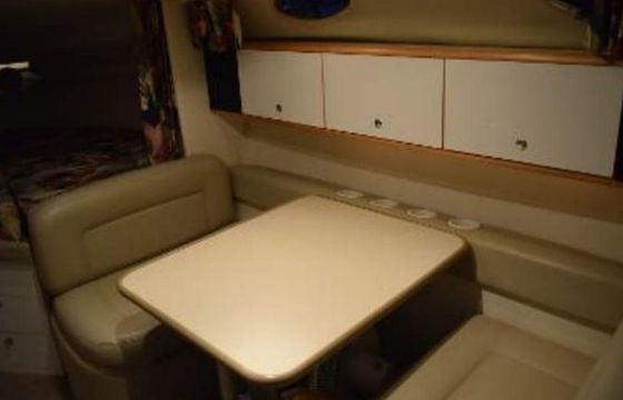 Chaparral Signature 300 Motor Yacht for Party in Austin, Texas