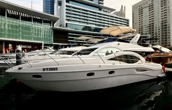 Luxury 50ft Majesty Yacht in Dubai
