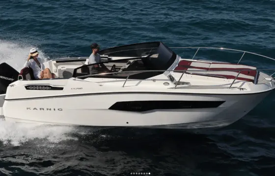 KARNIC 700 HT in San Antonio – Your Ideal Day Boat for Exploring Illes Balears