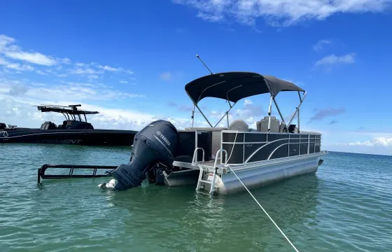 Beautiful Bennington Tritoon 150 Hp in Holmes Beach,  Anna Maria Fishing Series
