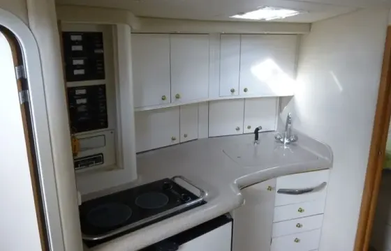 37 feet Sea Ray Motor Yacht Rental in Gaios, Greece