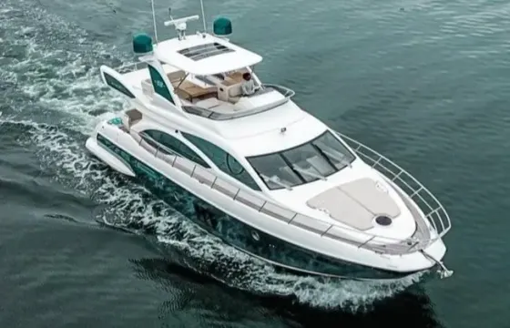 Enjoy Miami in Azimut 60ft Fly Yacht - 1 Hour Free Monday-Thursday