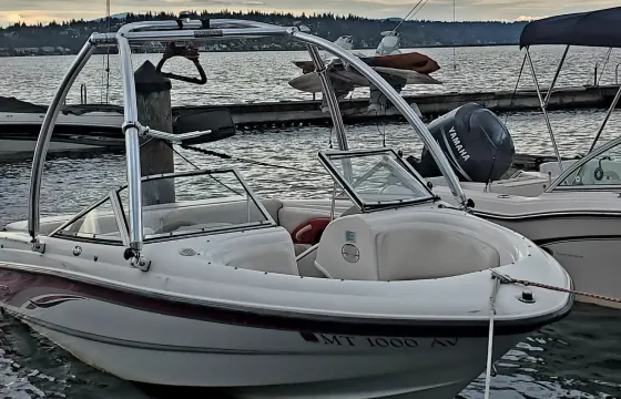 Lake Coeur D'Alene Book the Chaparral 180 SSE Powerboat on Lake Coeur d'Alene