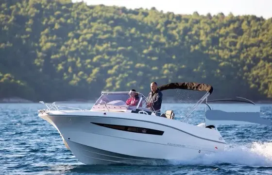Atlantic 690 Cuddy Cabin Rental for 8 Poeple in Krk, Croatia