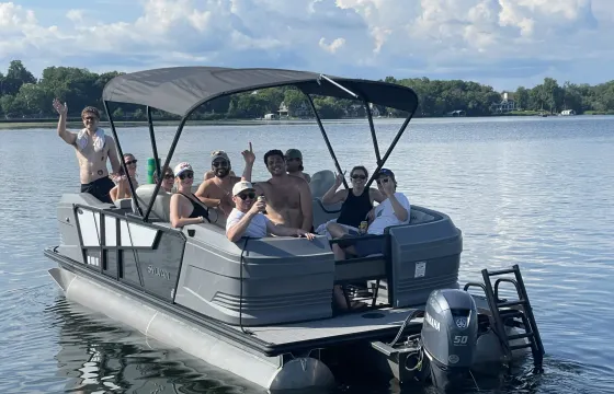 Lake Minnetonka Pontoon for 12 (Read owner's description prior to booking)