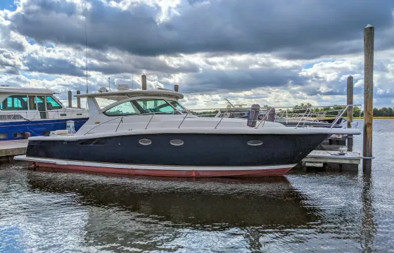 40 Foot Tiara Motor Yacht Rental in Greenport, New York