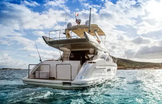 50' Azimut Yacht Rental in Cabo San Lucas, Mexico