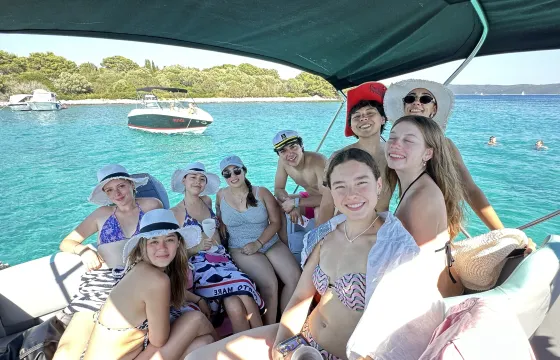Blue Lagoon Full Day 3 Islands Tour, from Split –Captain, Fuel & Drinks included