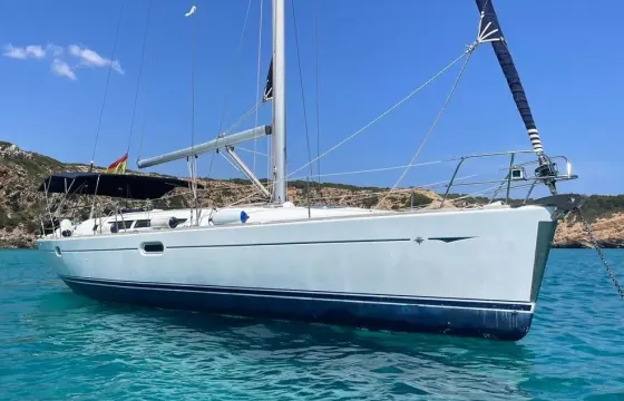 Jeanneau Sun Odyssey 45 Sailboat for Private Yacht Experience in Saint Thomas