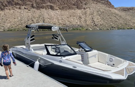 New 23ft Supreme Wake Surf Boat!!!