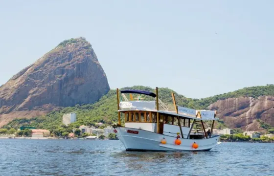 53ft Cumaru Lotta Boat Rental in Rio de Janeiro, Brazil for 28 people!