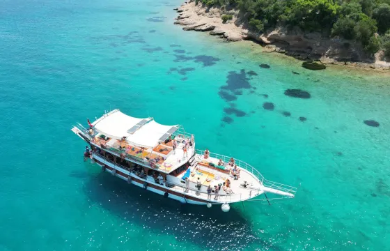 Bodrum Orak Island And Black Island Tour With Lunch