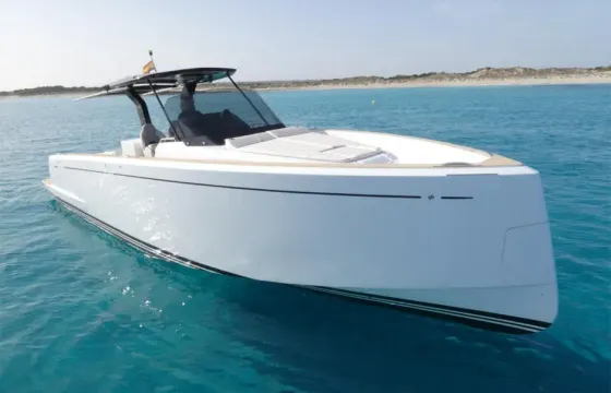 38ft Pardo Motor Yacht Rental in Eivissa, Illes Balears
