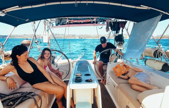 Fiji Escape on Jeanneau Sun Odyssey 45.2 Yacht