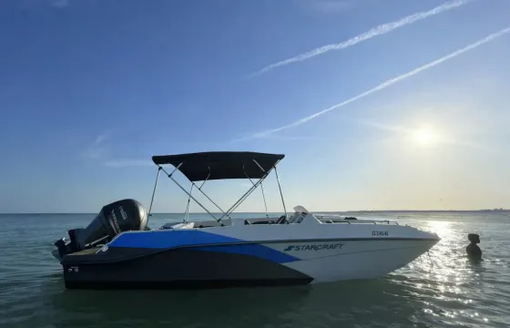 Up To 14 Total Luxury Deck Boat With Amazing Stereo, Touch Screen GPS, and Sink