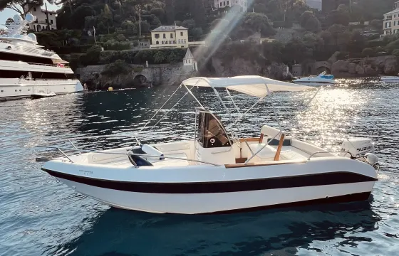 19' Mano Marine Boat for Exclusive Experience in Portofino