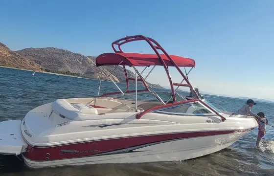 210 SS Chaparral 21ft for Rent in Lake Perris!