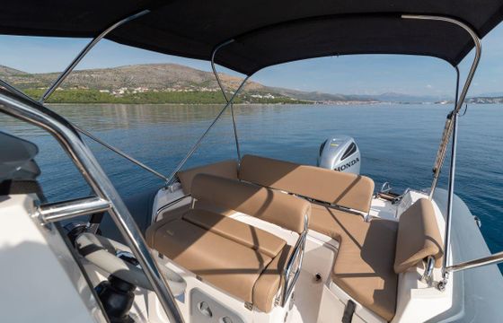 BWA 26 GTO Sport with 250 Hp Boat for Rent Cannigione