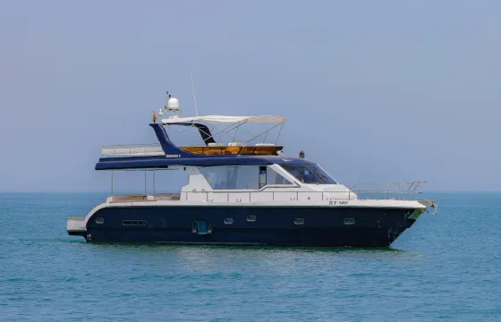 65 feet luxury yacht
