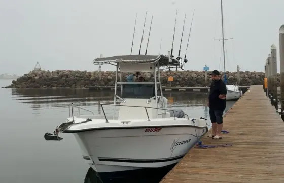 22ft SeaSwirl Striper Center Console