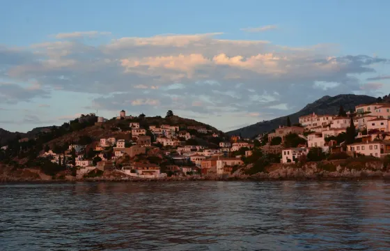 Daily Trip to experience the Sunset in Hydra Island