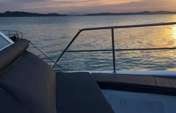 Private Cruise with Glassbottom